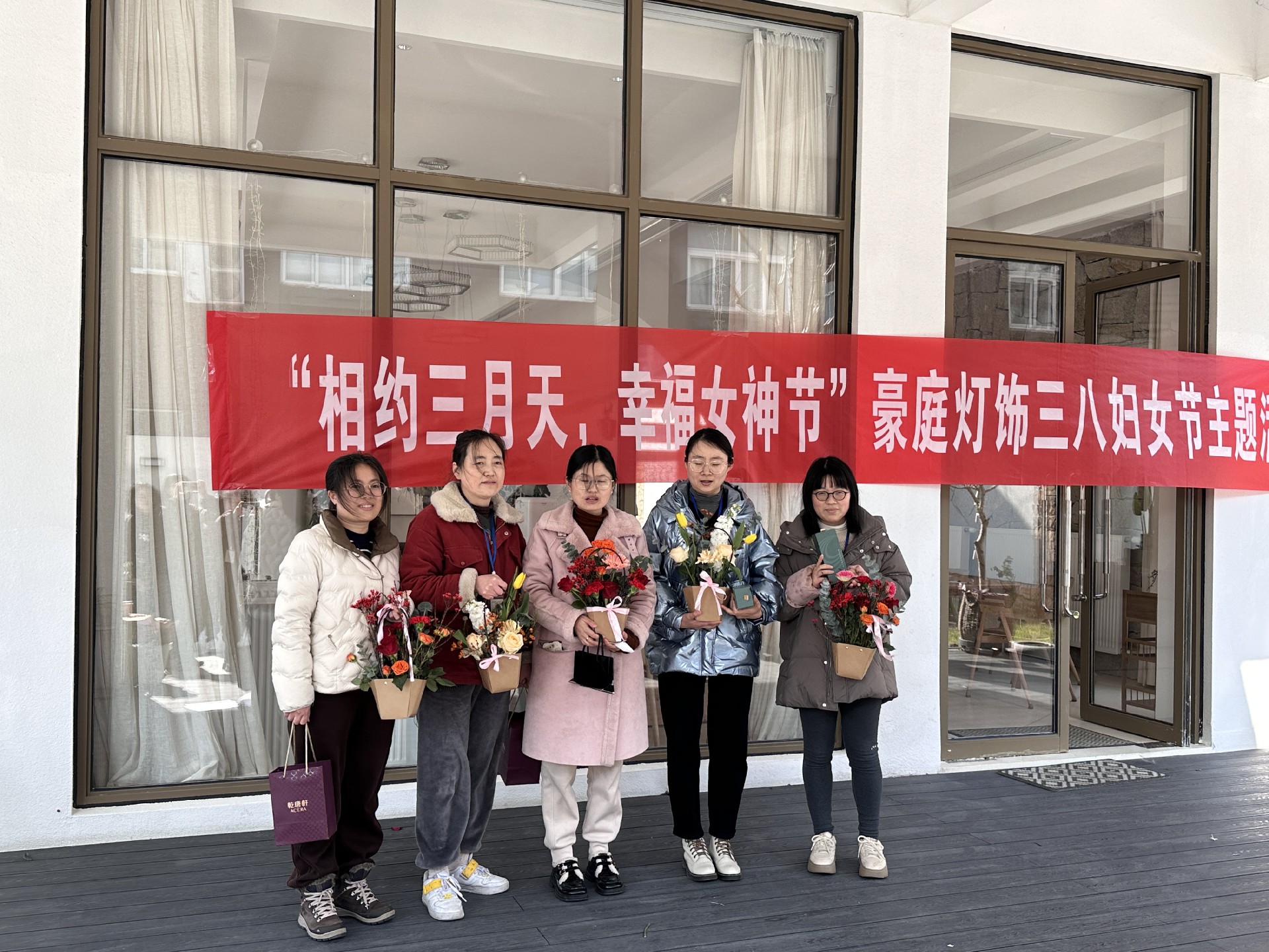 获奖者合影.jpg