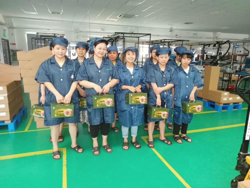 关爱员工——打造幸福企业